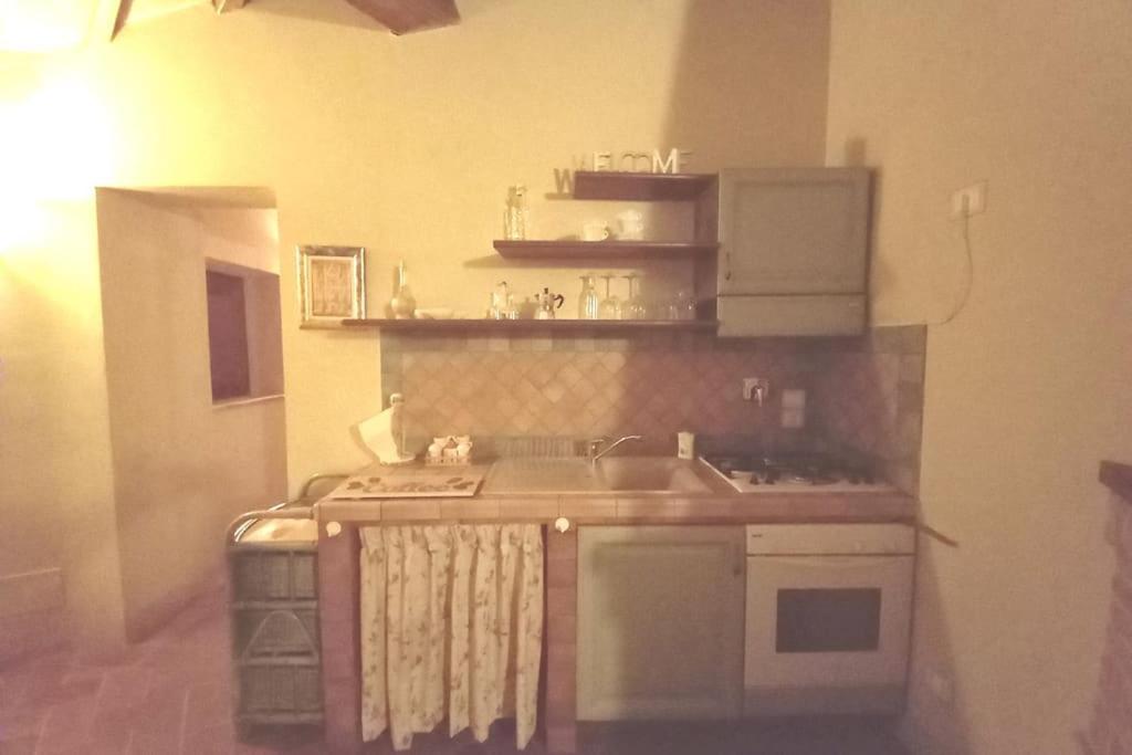Country House - La Casetta Nel Borgo San Venanzo Esterno foto